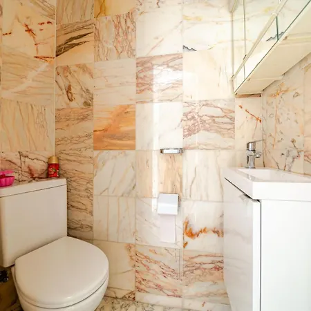 Apartamento Les Pins, Premium, Sea View, Sleeps 6 Juan-les-Pins